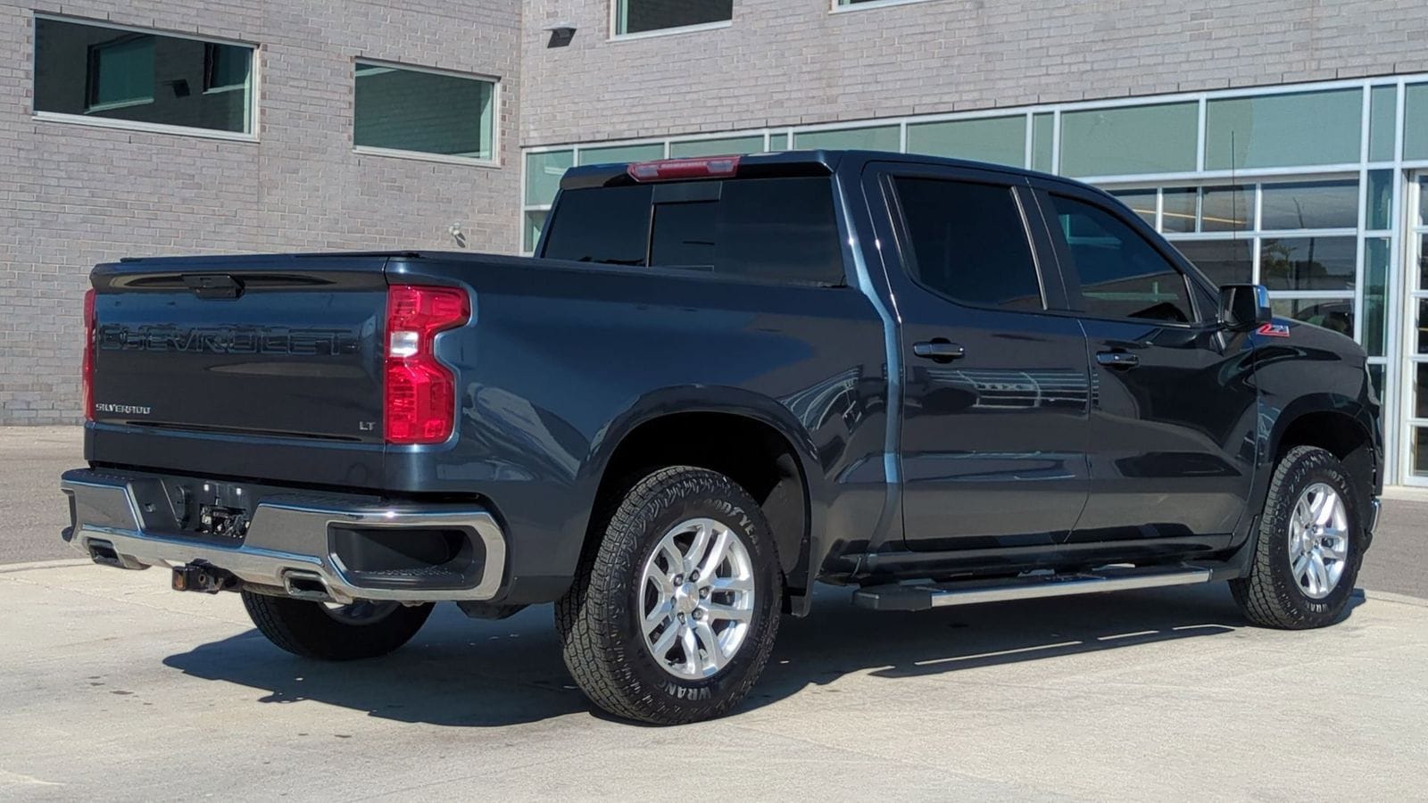 Thumbnail: 2020 Chevrolet Silverado 1500 - 7