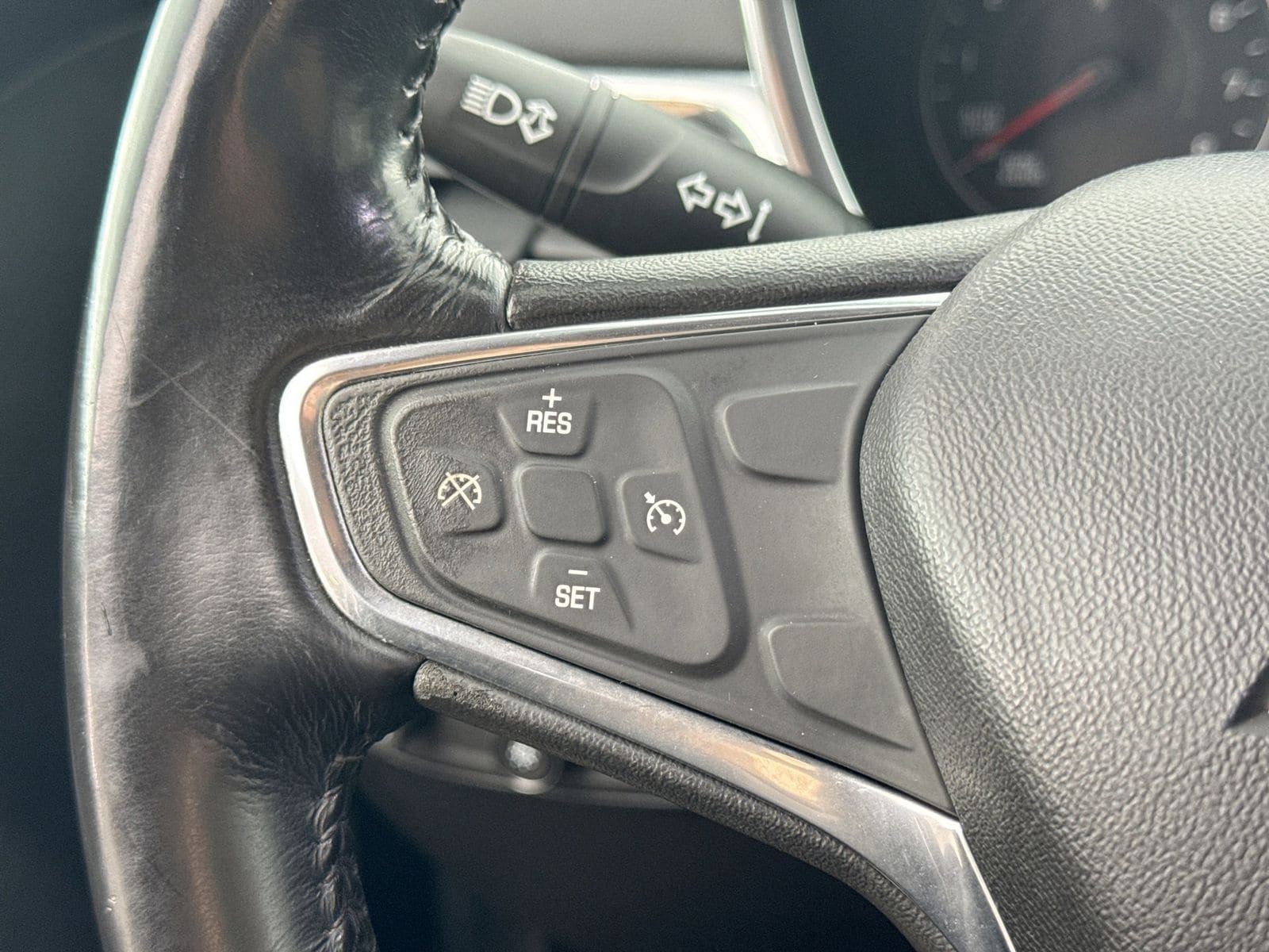 Thumbnail: 2019 Chevrolet Equinox - 27