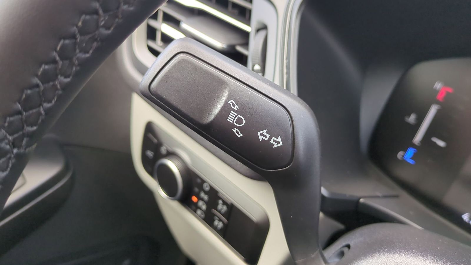 Thumbnail: 2025 Ford Escape - 25