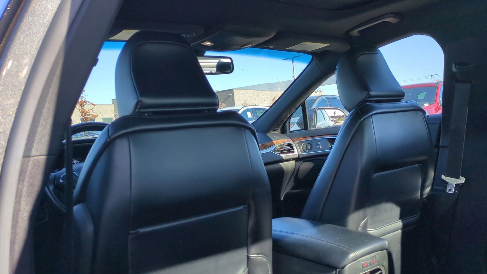 Thumbnail: 2020 Lincoln MKZ - 20