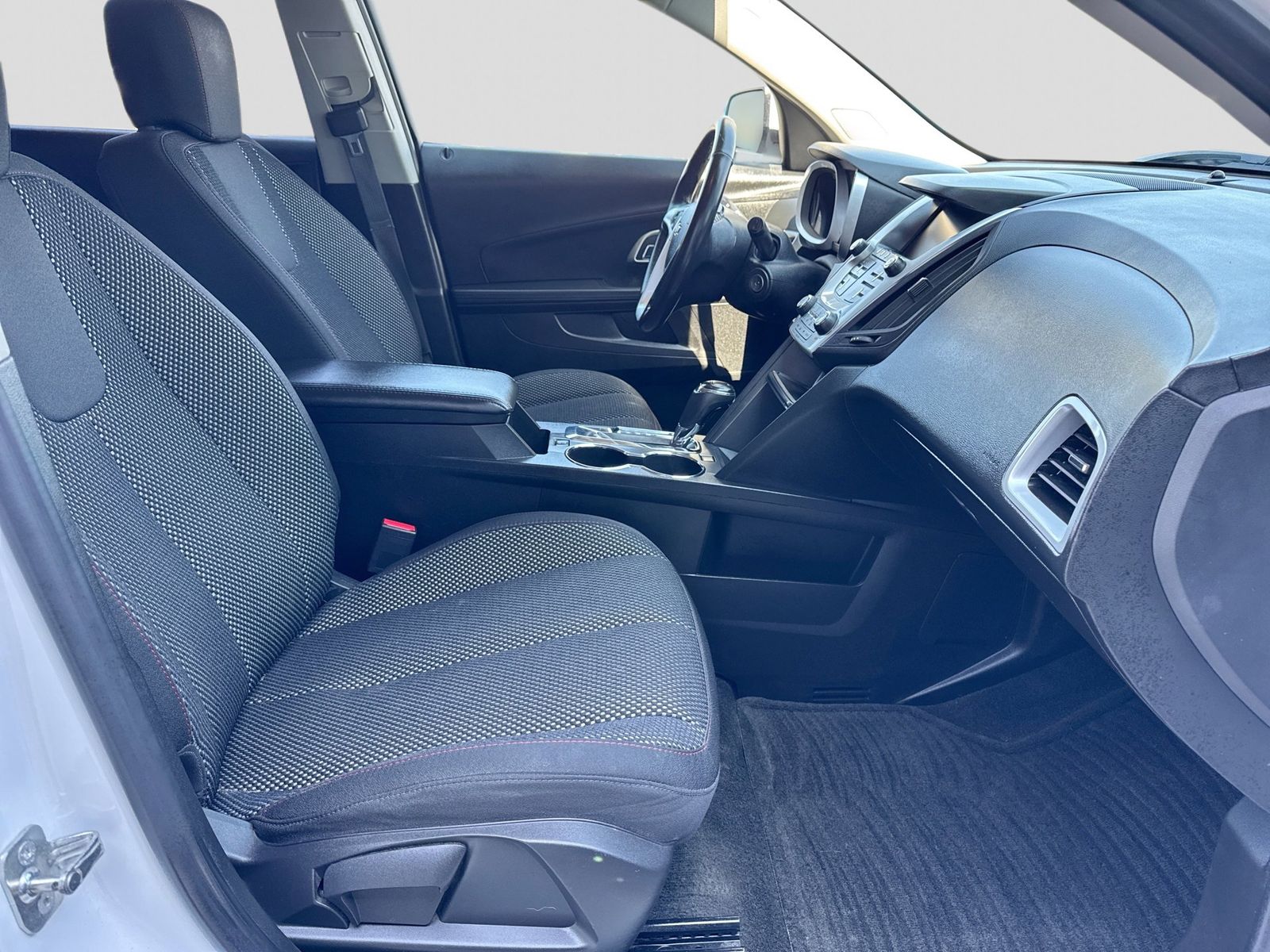 Thumbnail: 2017 Chevrolet Equinox - 7