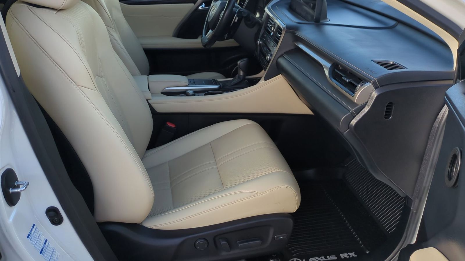 Thumbnail: 2022 Lexus RX - 21