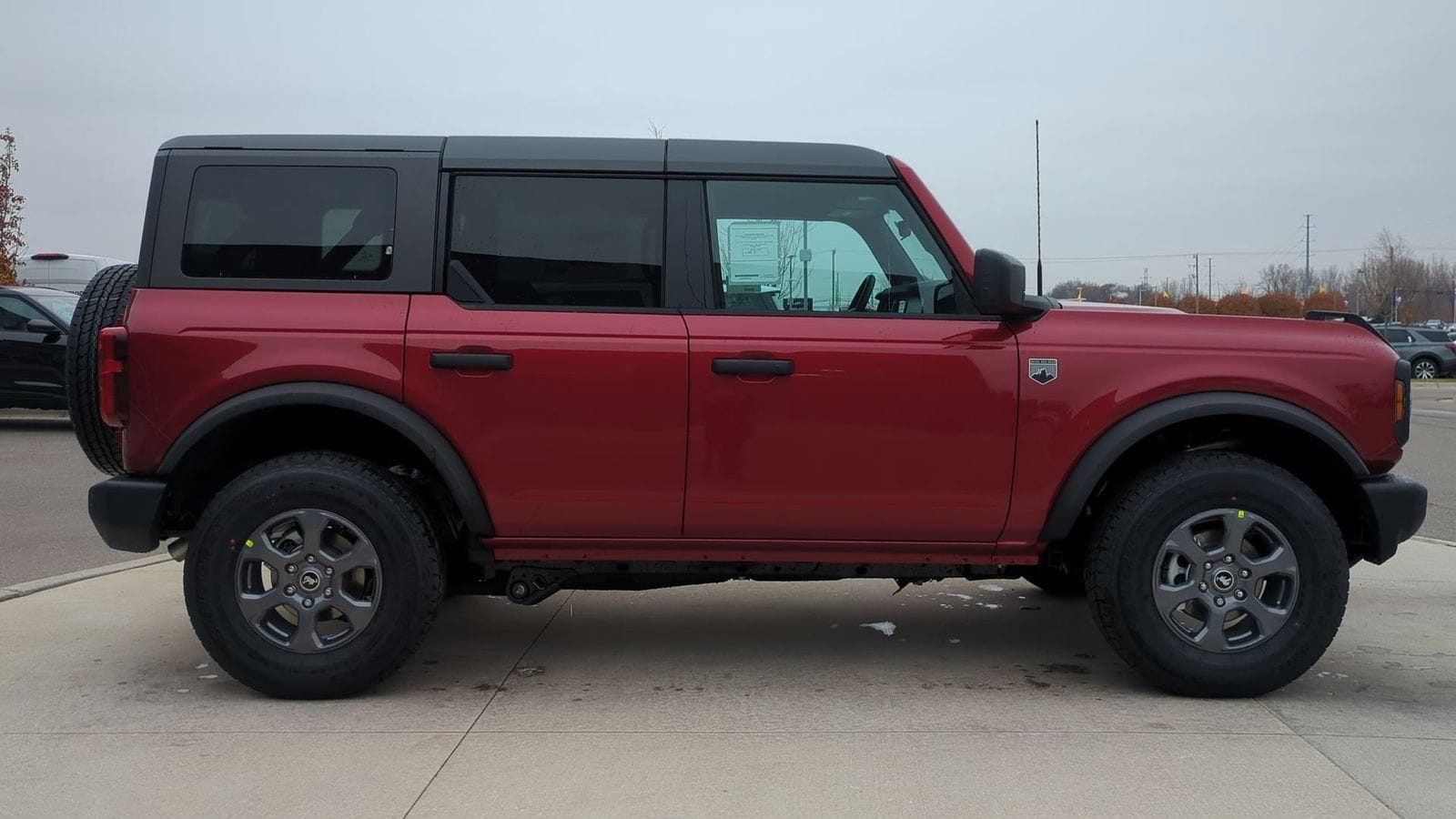 Thumbnail: 2025 Ford Bronco - 6