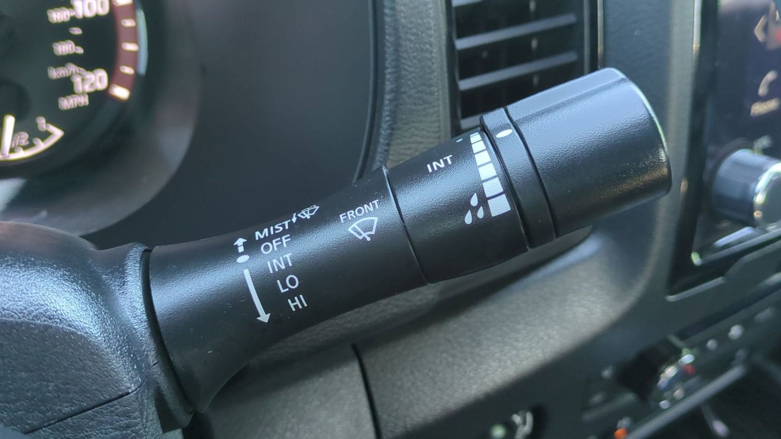 Thumbnail: 2022 Nissan Frontier - 32