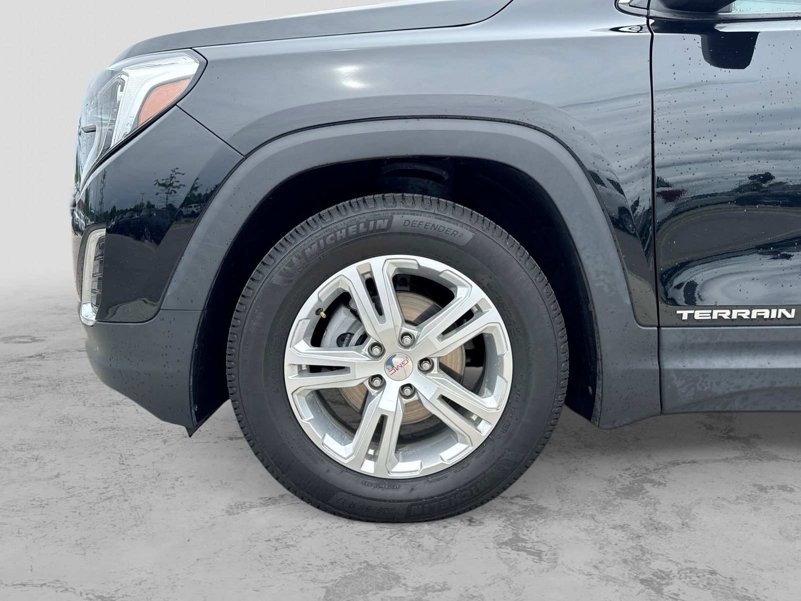 Thumbnail: 2020 GMC Terrain - 16