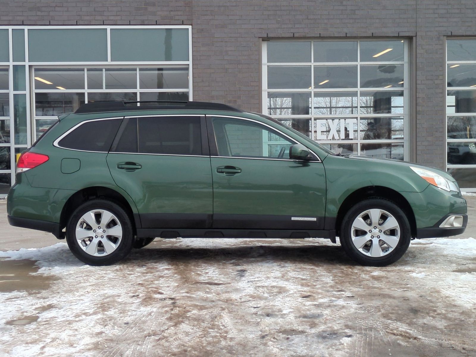 Thumbnail: 2012 Subaru Outback - 9