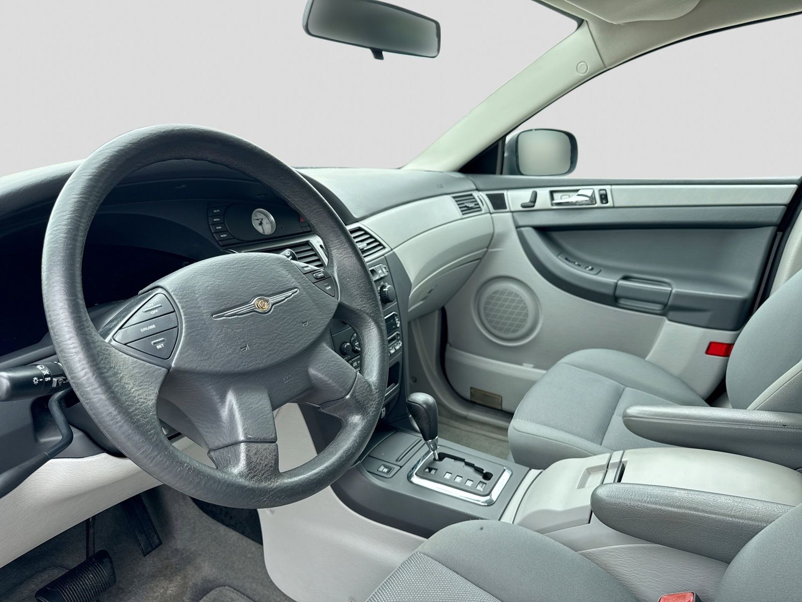 Thumbnail: 2007 Chrysler Pacifica - 2