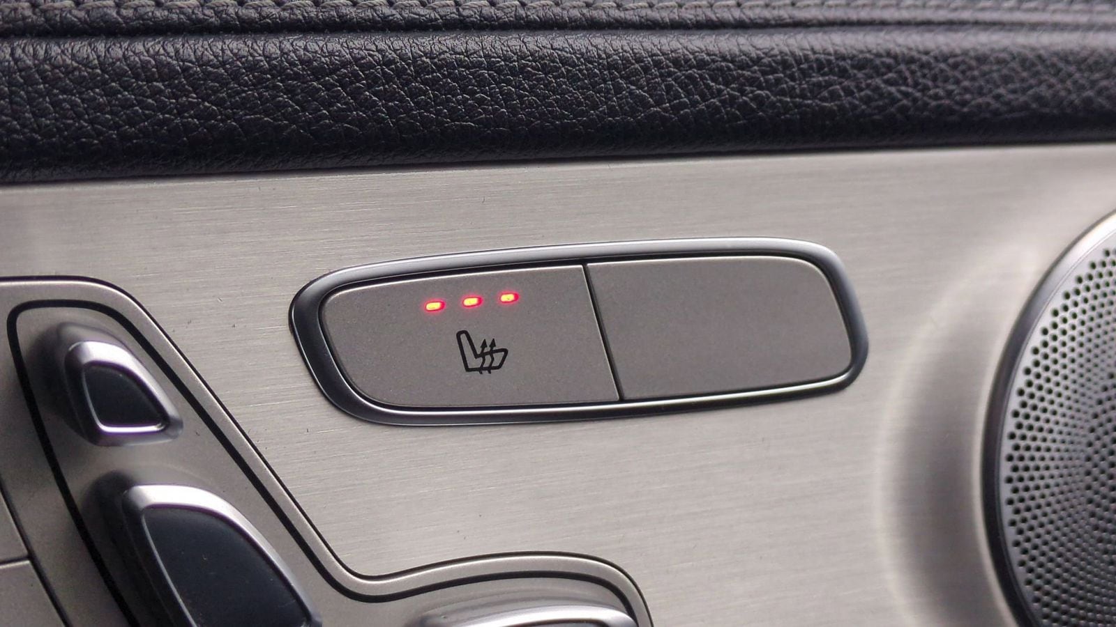 Thumbnail: 2017 Mercedes-Benz GLC - 37