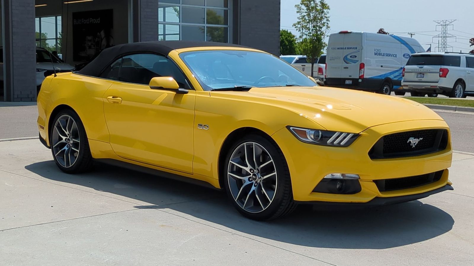 2015 Ford Mustang GT Premium 9