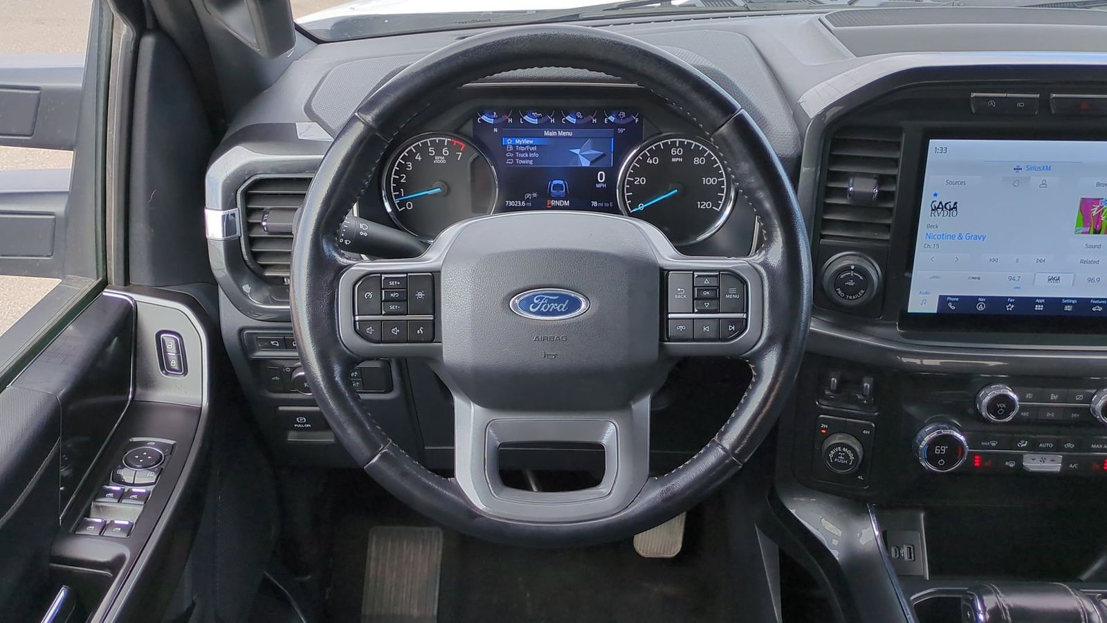 2021 Ford F-150 XLT 24