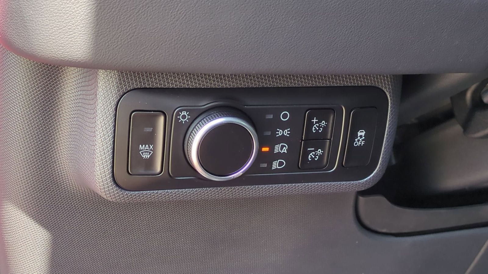 Thumbnail: 2025 Ford Mustang Mach-E - 15