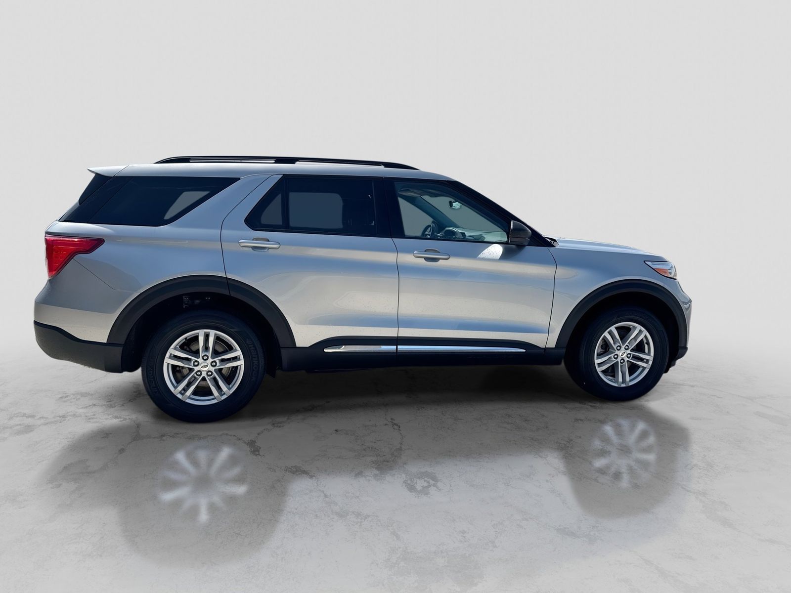 Thumbnail: 2023 Ford Explorer - 8