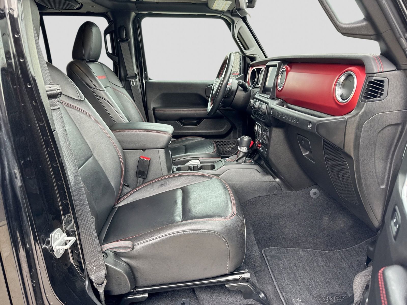 Thumbnail: 2021 Jeep Wrangler - 7