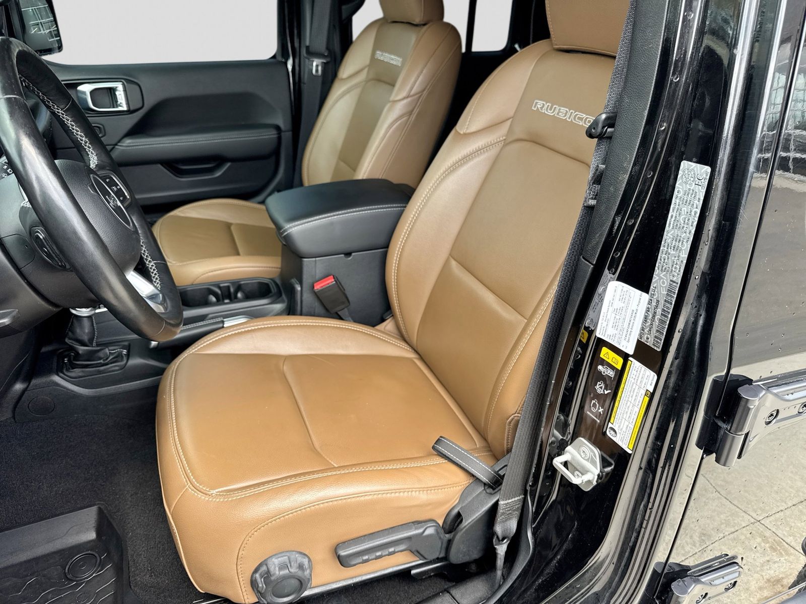 Thumbnail: 2021 Jeep Wrangler - 15