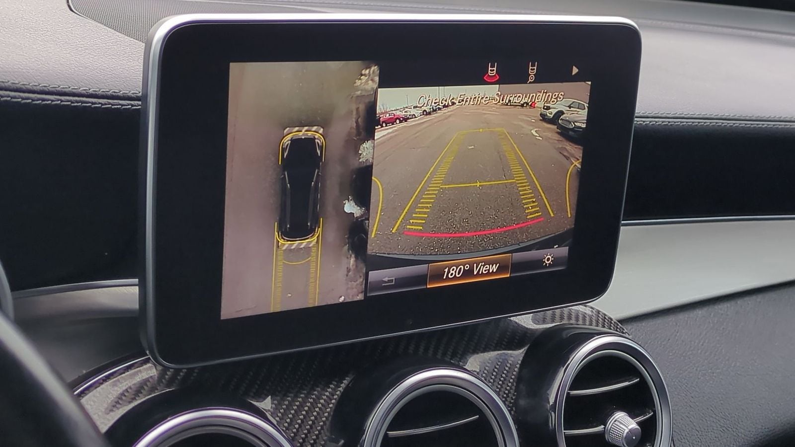 Thumbnail: 2017 Mercedes-Benz GLC - 32