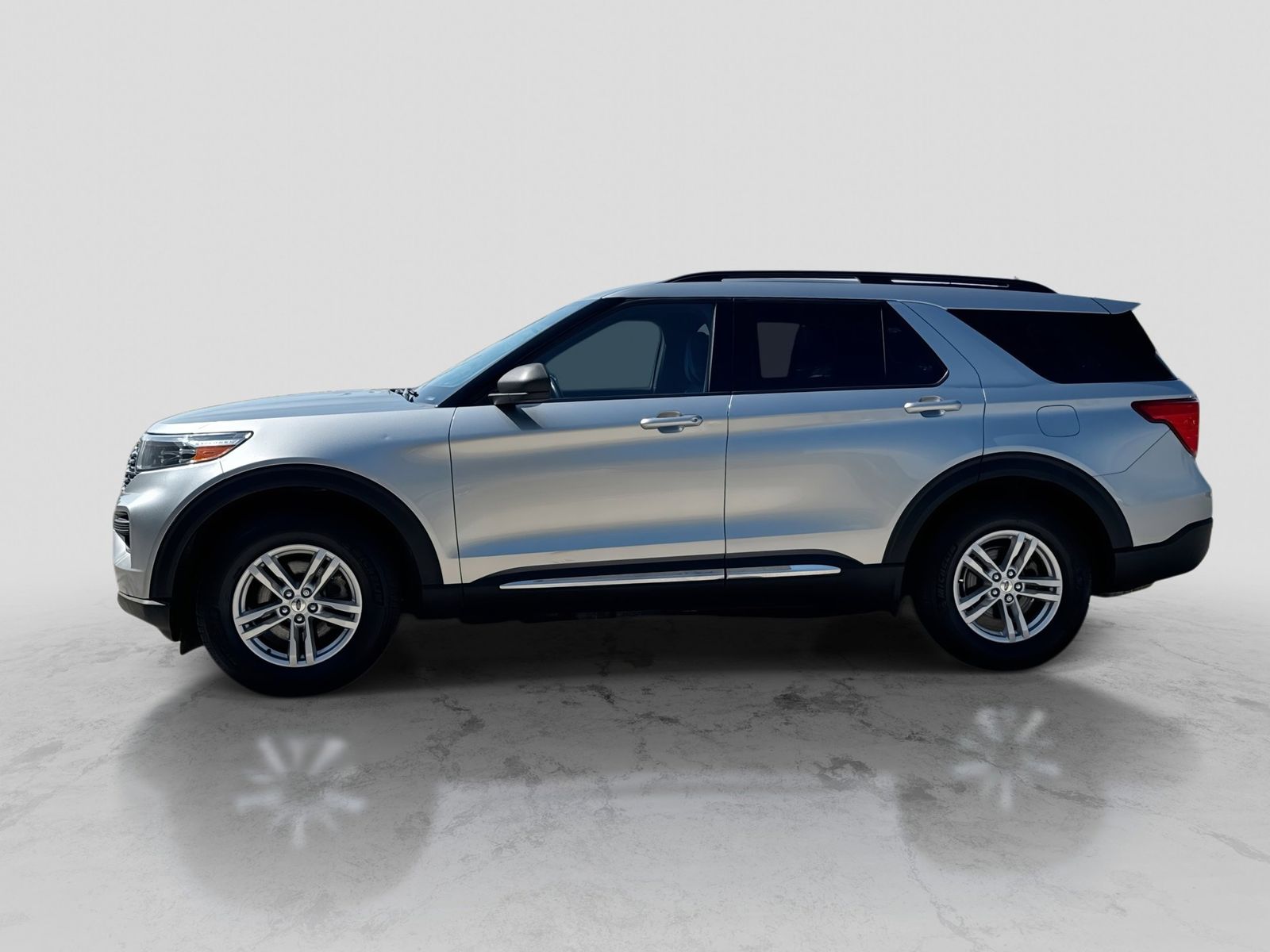 Thumbnail: 2020 Ford Explorer - 3