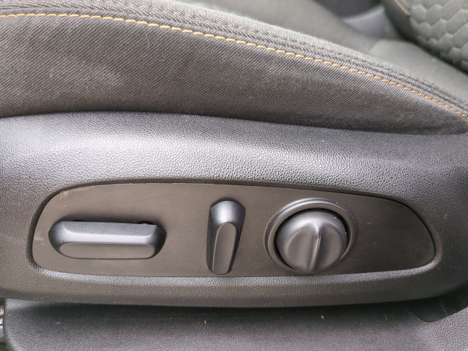 Thumbnail: 2019 Chevrolet Equinox - 22