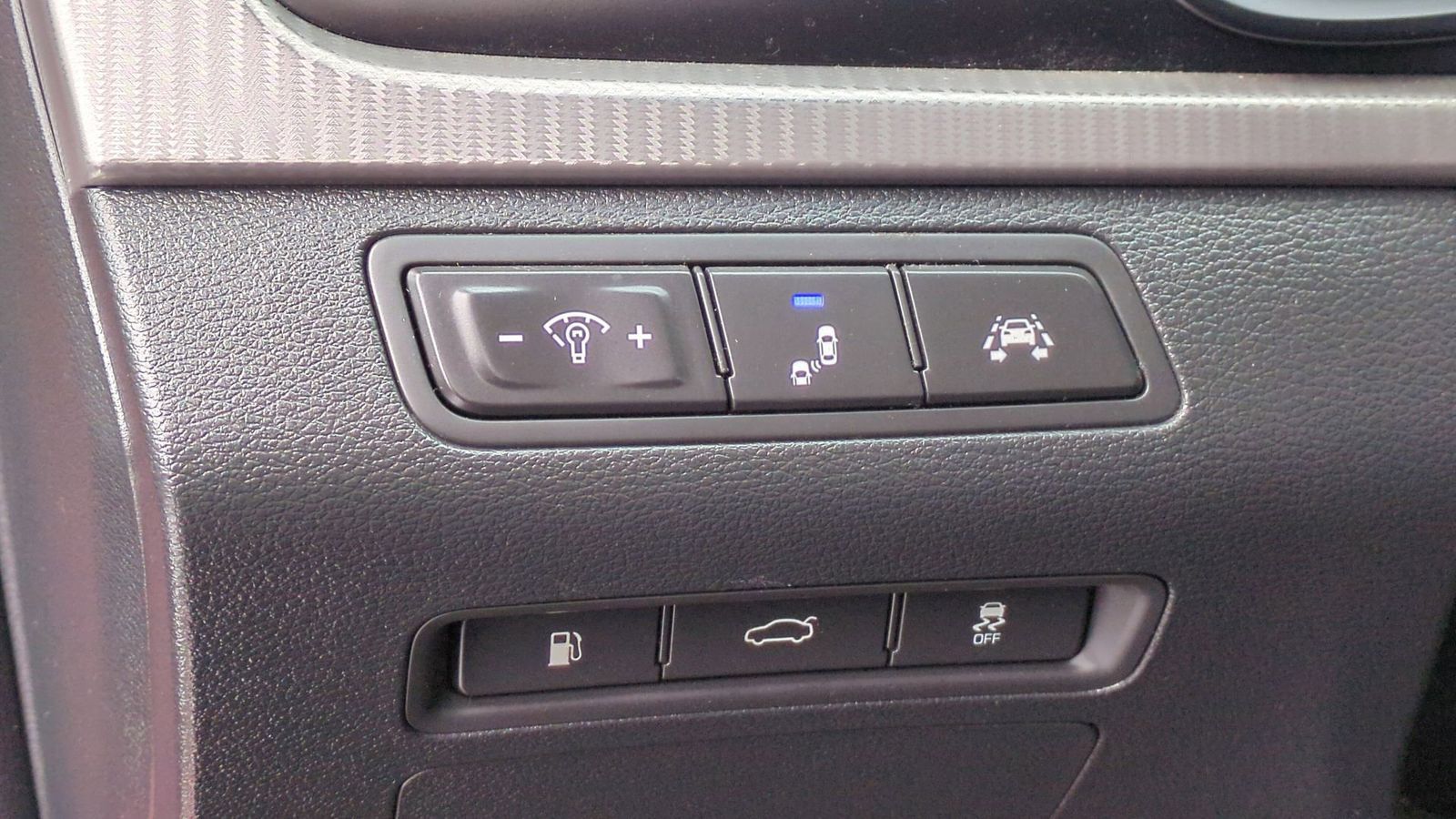 Thumbnail: 2018 Hyundai Sonata - 17