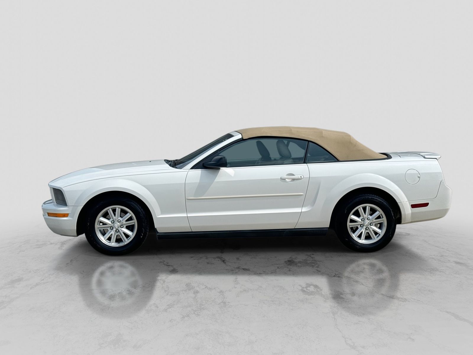 Thumbnail: 2008 Ford Mustang - 3