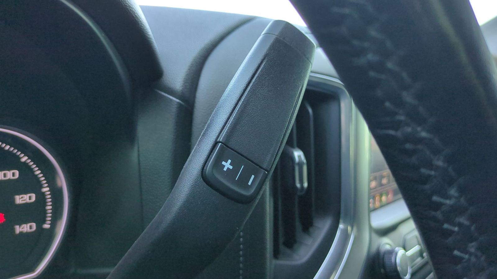 Thumbnail: 2020 Chevrolet Silverado 1500 - 38