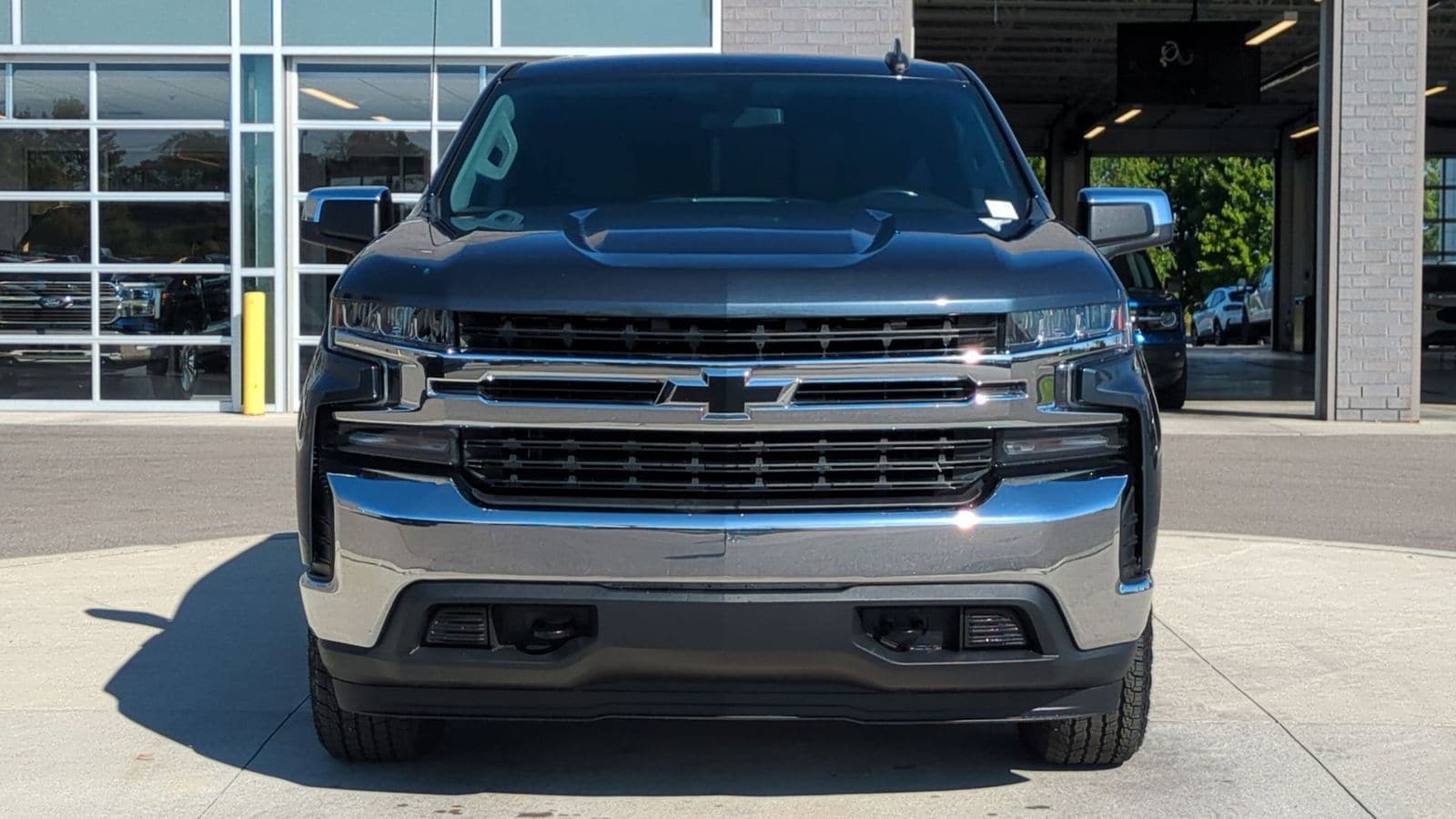 Thumbnail: 2020 Chevrolet Silverado 1500 - 10