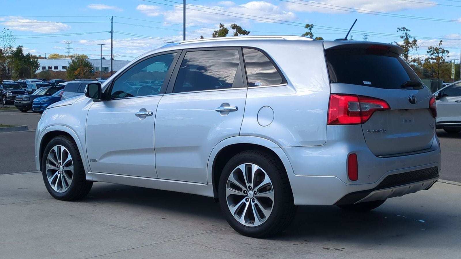 Thumbnail: 2014 Kia Sorento - 3