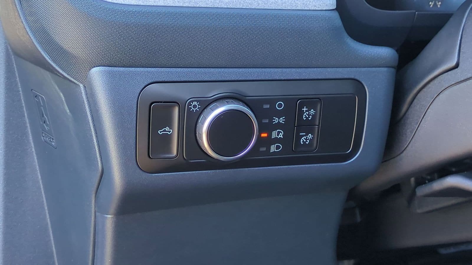 Thumbnail: 2025 Ford Maverick - 15