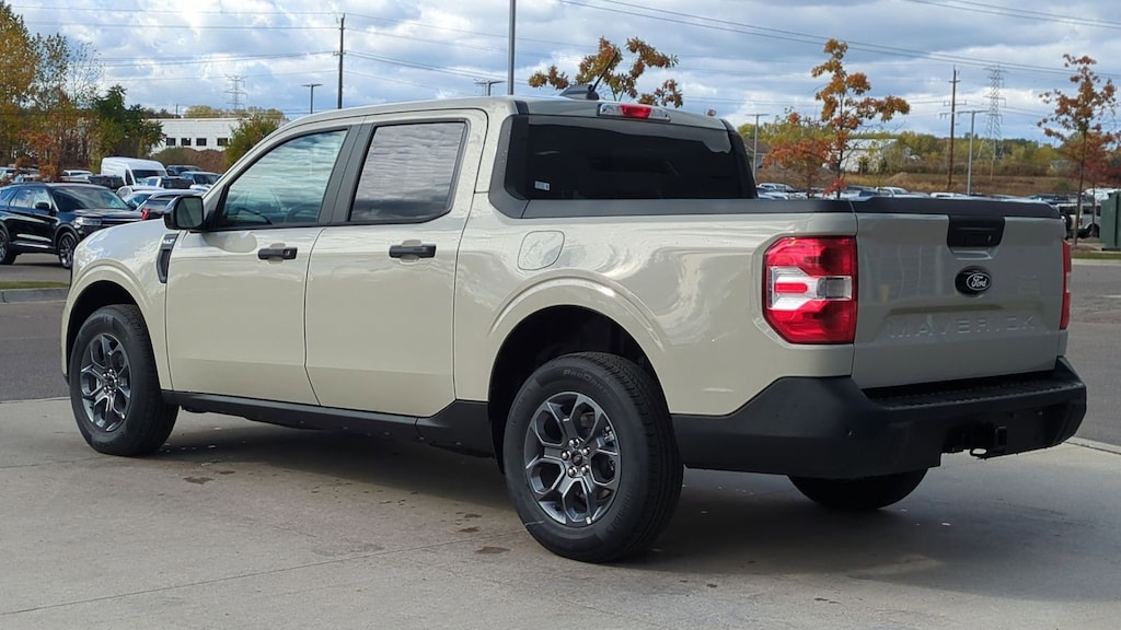 New 2025 Ford Maverick XLT Truck