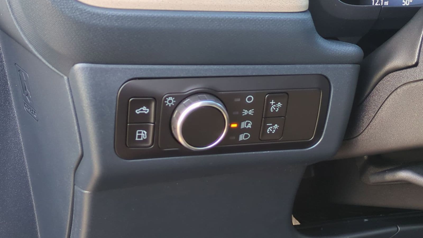 Thumbnail: 2025 Ford Maverick - 14