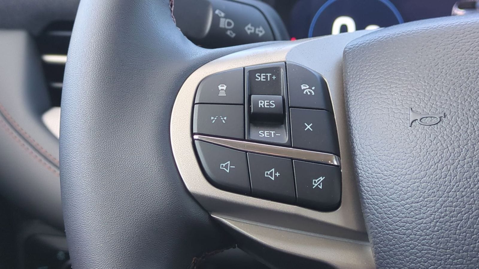 Thumbnail: 2026 Ford Explorer - 20