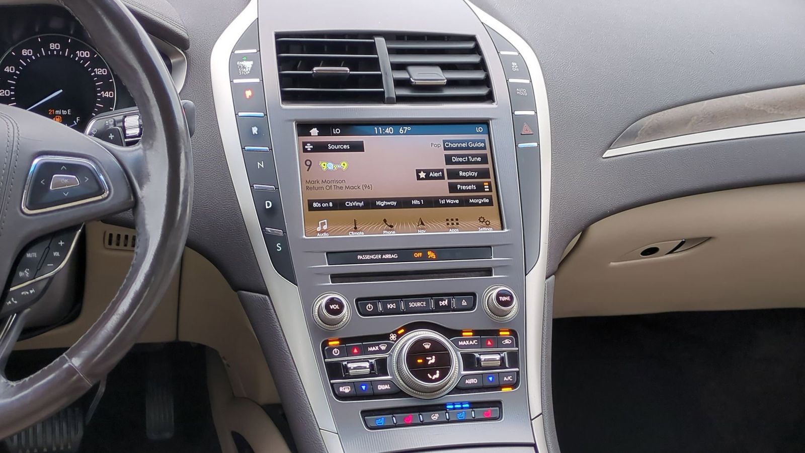 Thumbnail: 2017 Lincoln MKZ - 35