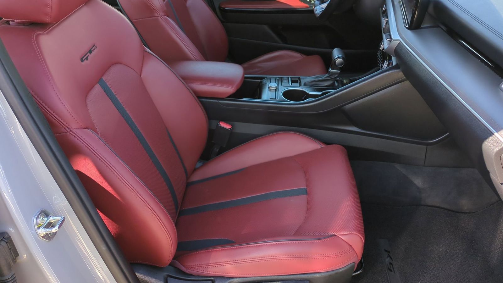 2022 Kia K5 GT-Line 22