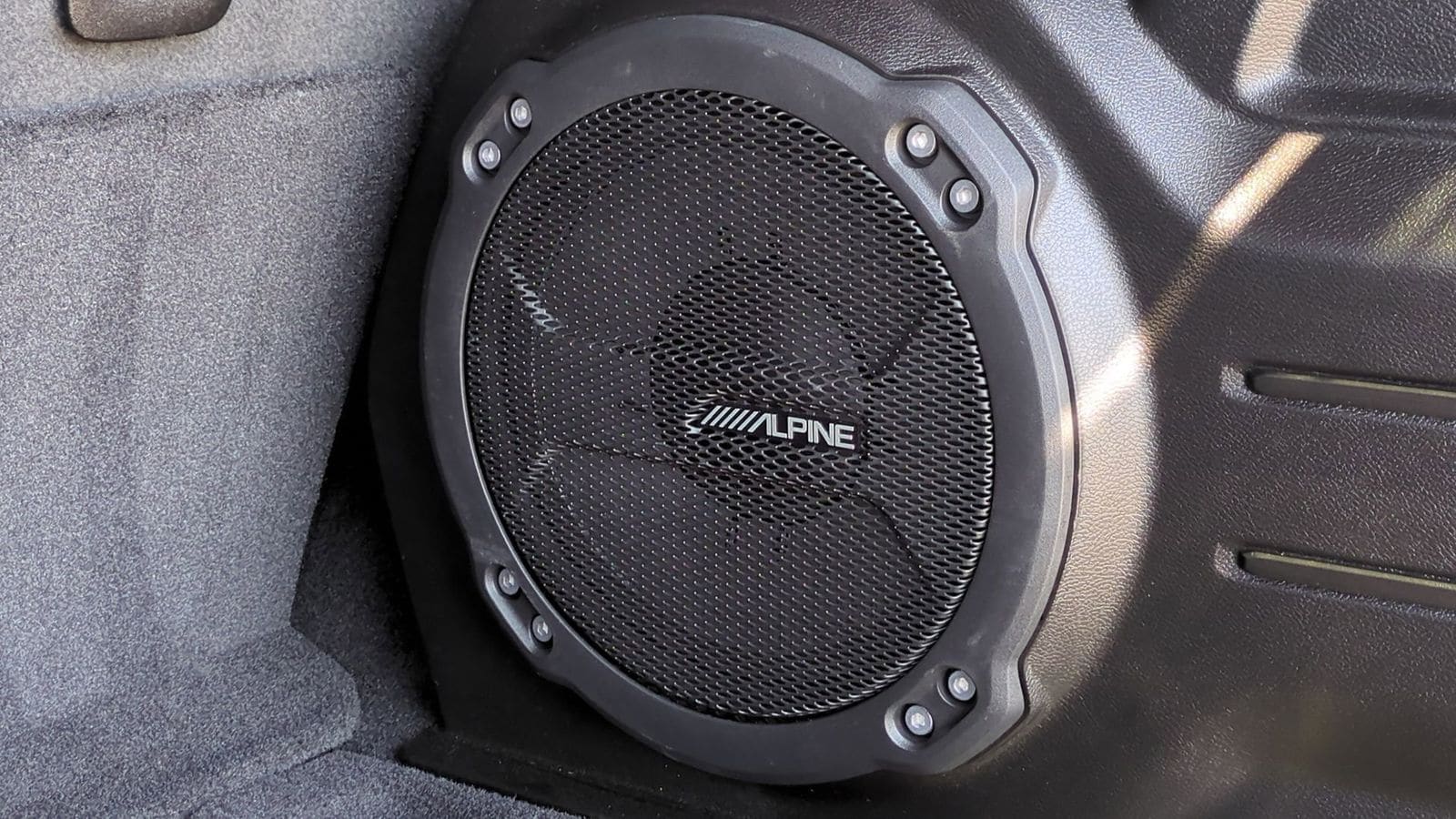 Thumbnail: 2021 Jeep Wrangler - 35
