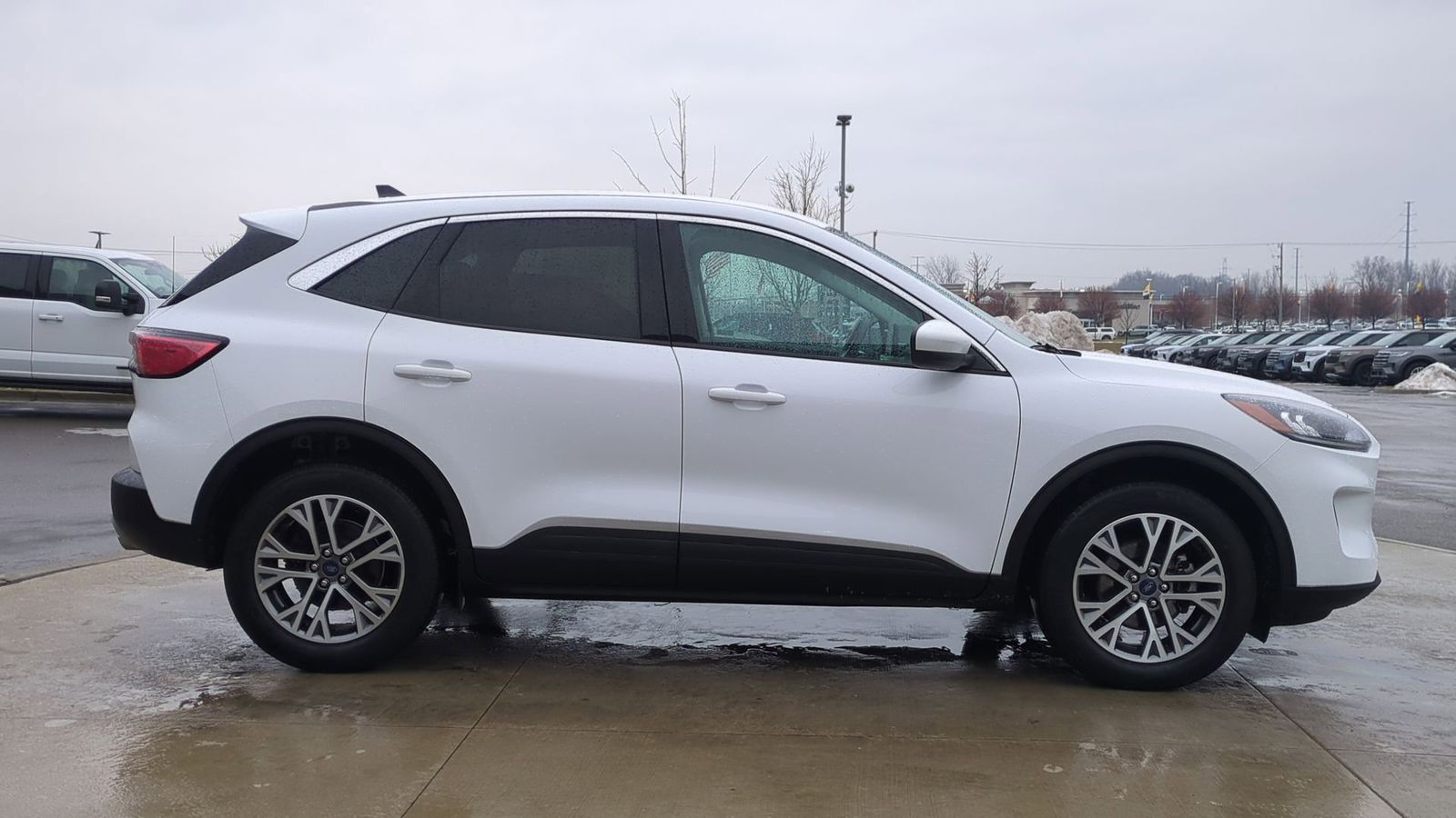 Thumbnail: 2022 Ford Escape - 8