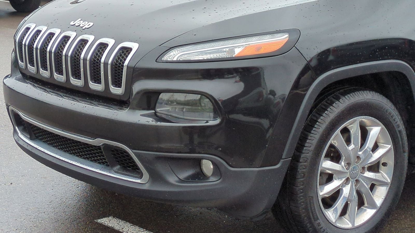 Thumbnail: 2015 Jeep Cherokee - 12