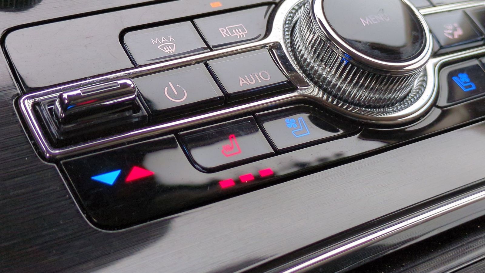 Thumbnail: 2022 Lincoln Nautilus - 39