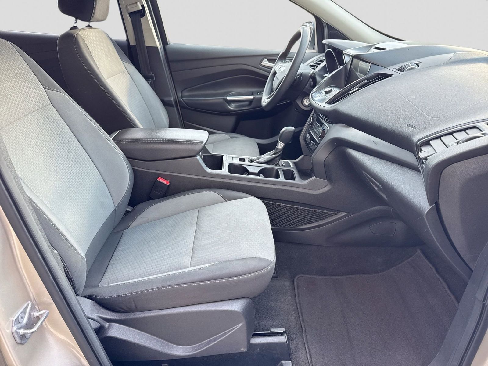 Thumbnail: 2017 Ford Escape - 7