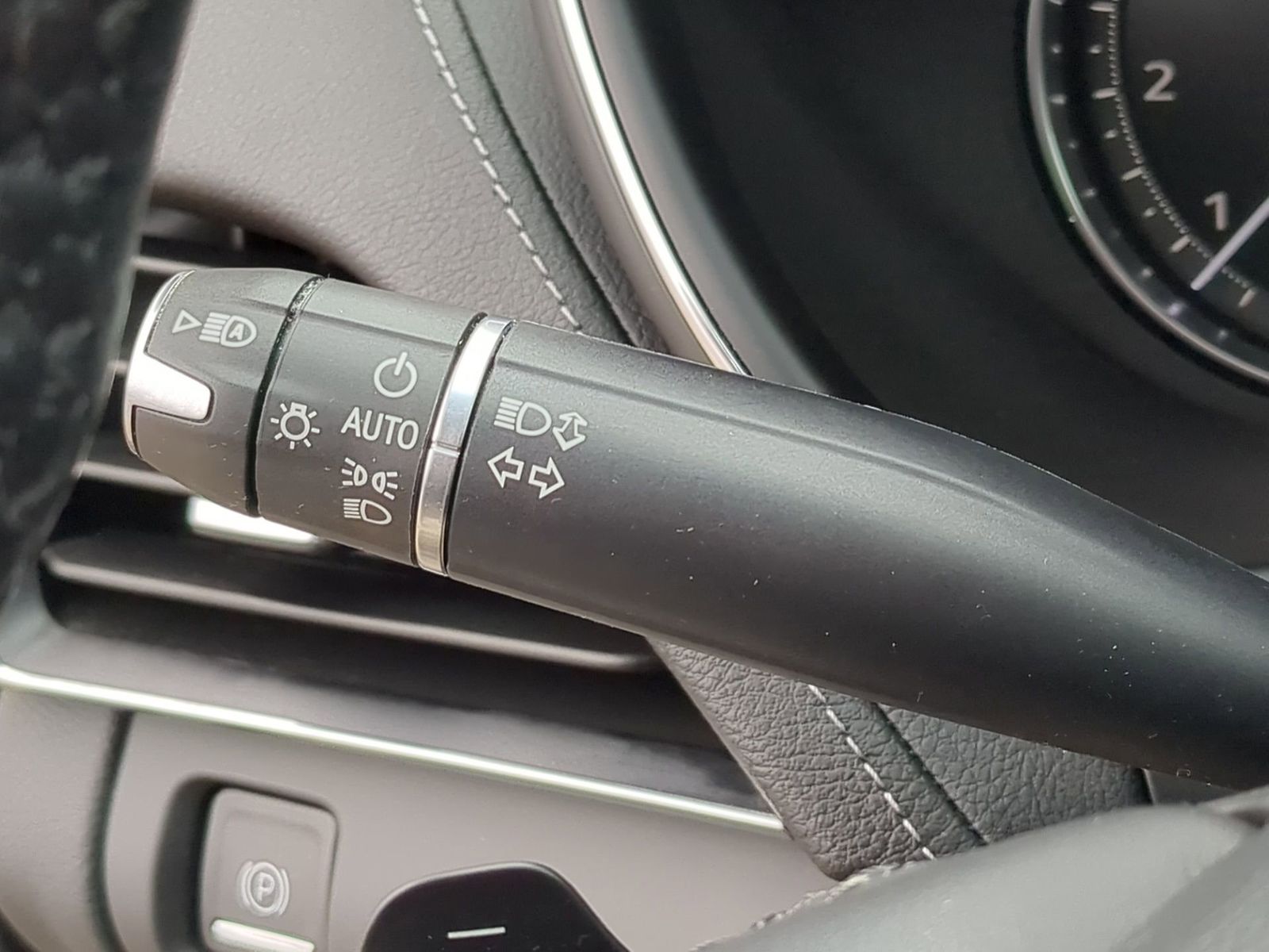 Thumbnail: 2021 Cadillac CT5 - 34