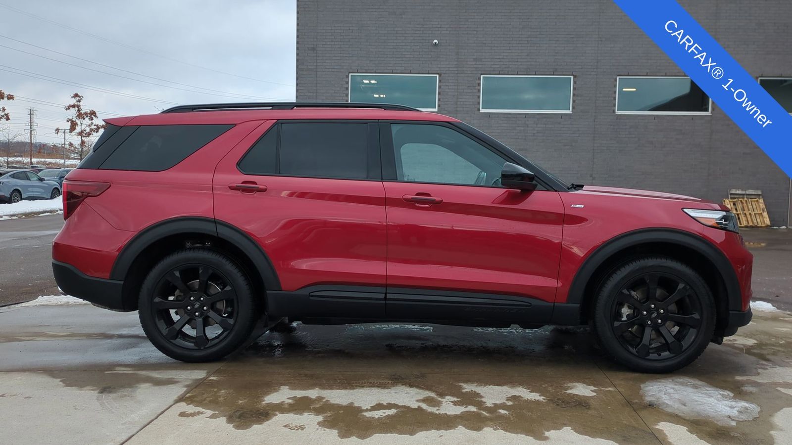 Thumbnail: 2023 Ford Explorer - 8