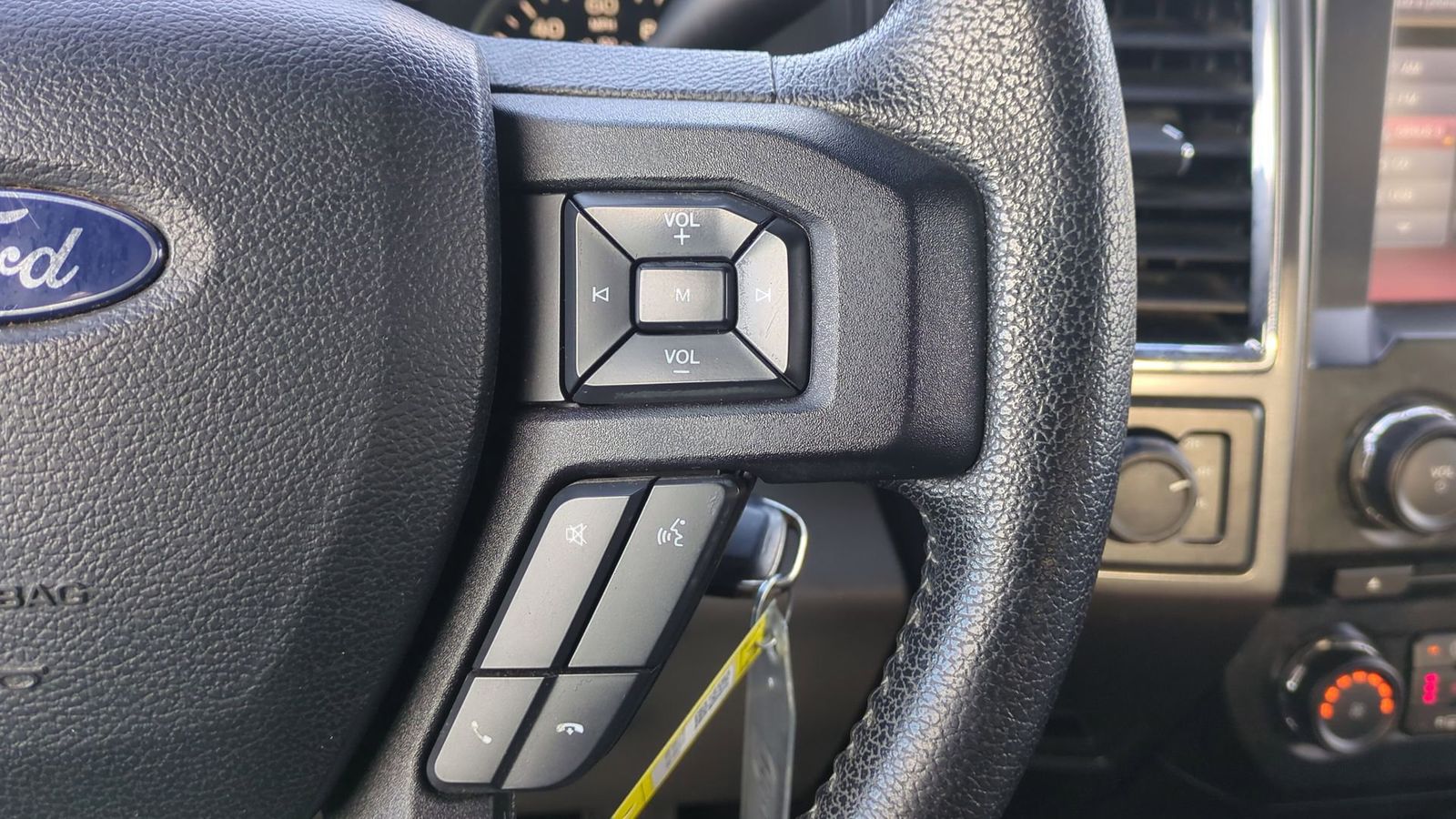 Thumbnail: 2015 Ford F-150 - 28