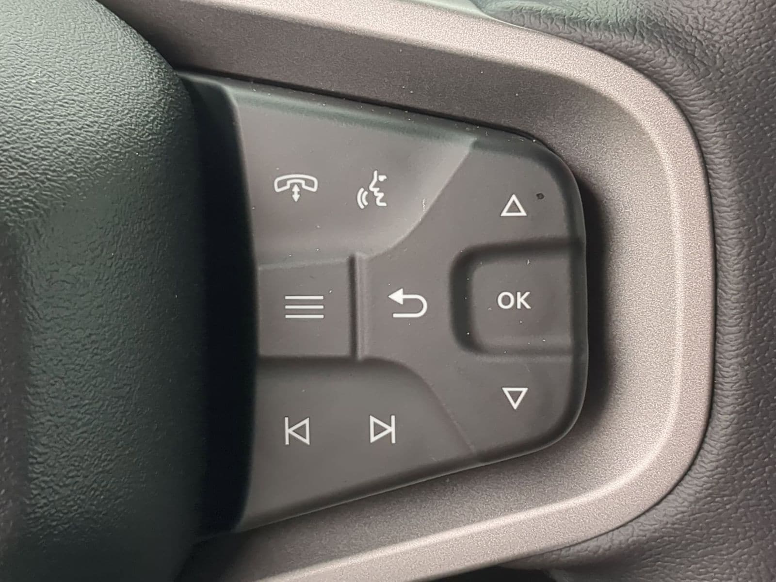 Thumbnail: 2025 Ford Bronco - 24