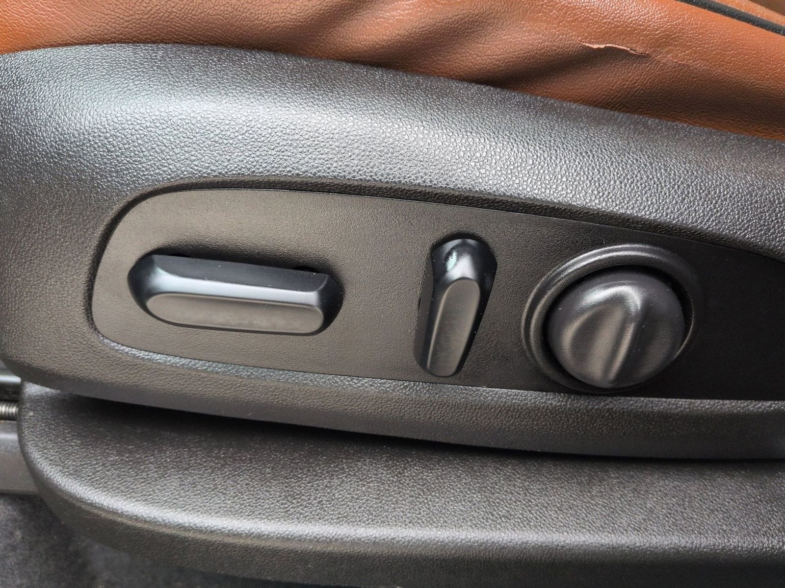 Thumbnail: 2018 Chevrolet Traverse - 19