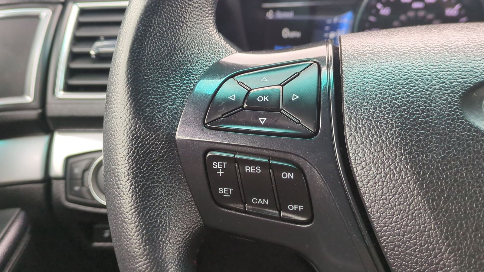 Thumbnail: 2018 Ford Explorer - 23