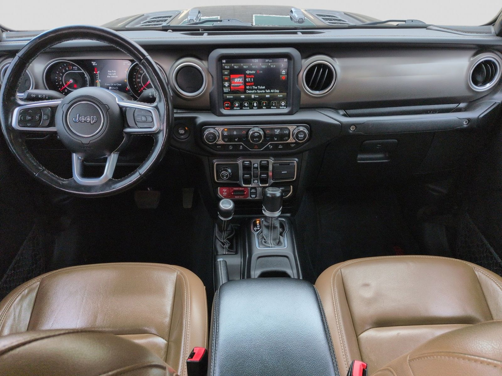 Thumbnail: 2020 Jeep Gladiator - 19