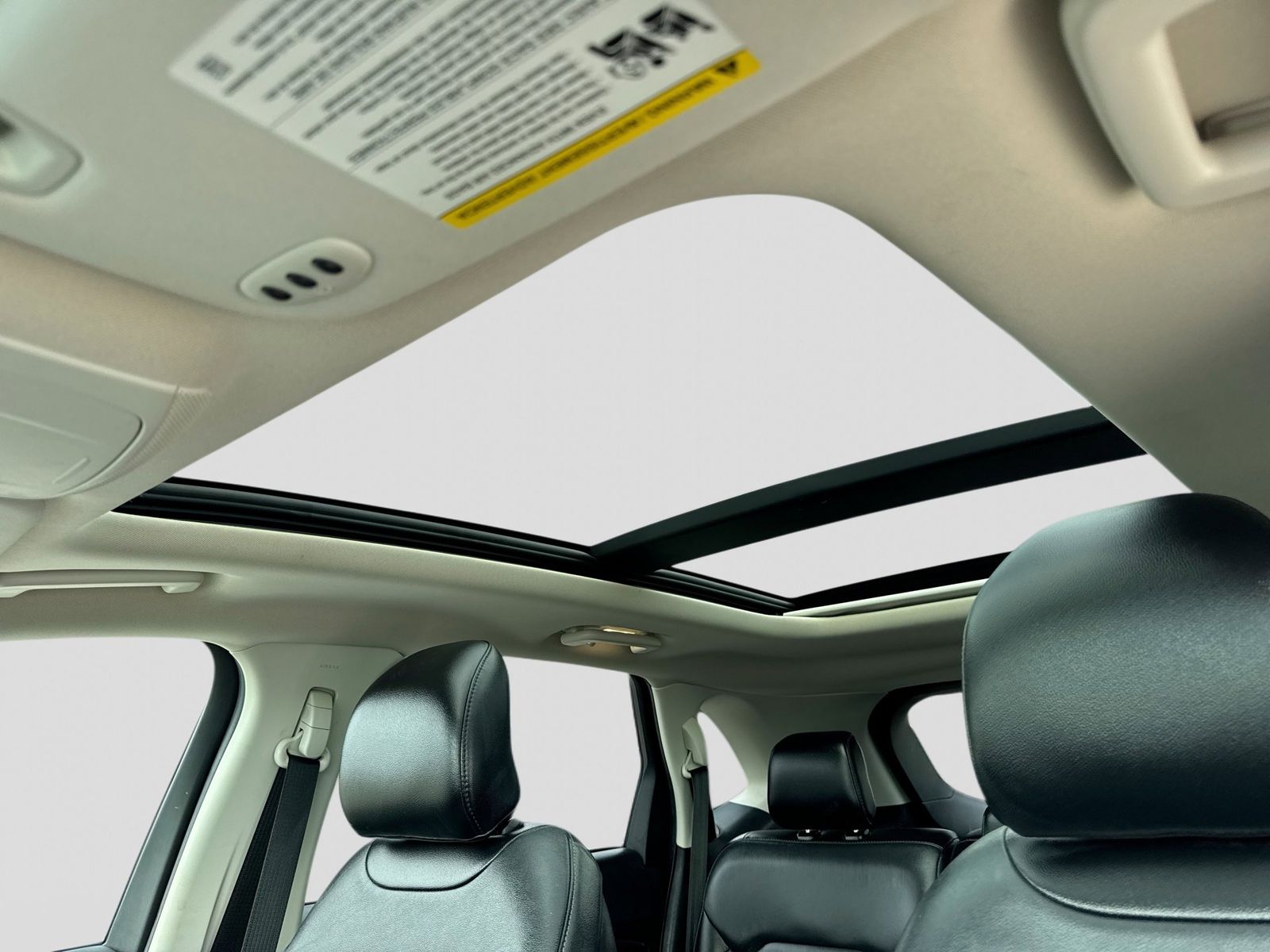 Thumbnail: 2017 Ford Edge - 19