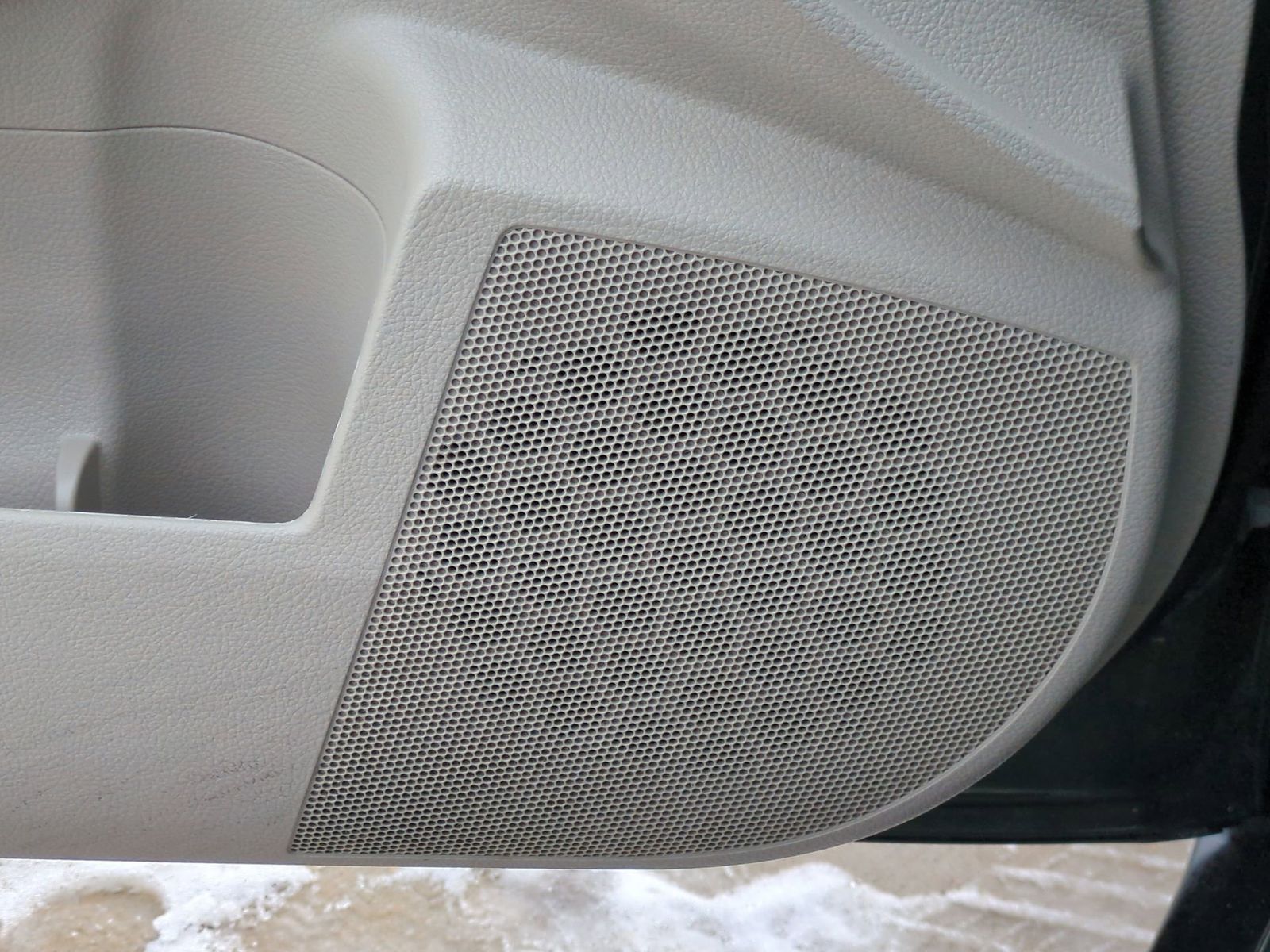 Thumbnail: 2012 Subaru Outback - 31