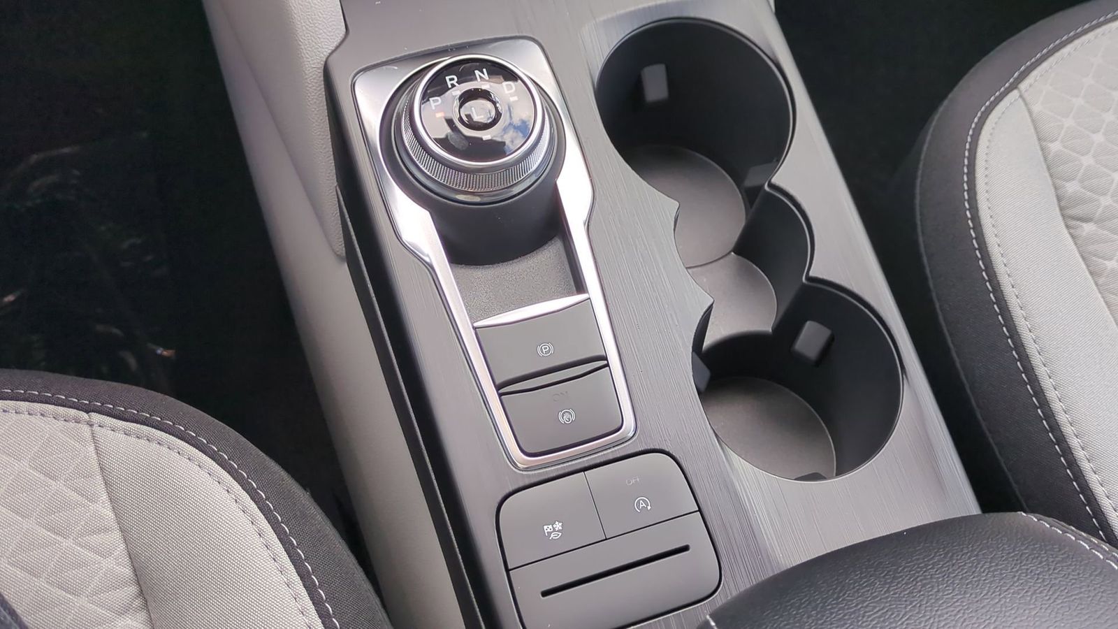 Thumbnail: 2025 Ford Escape - 31