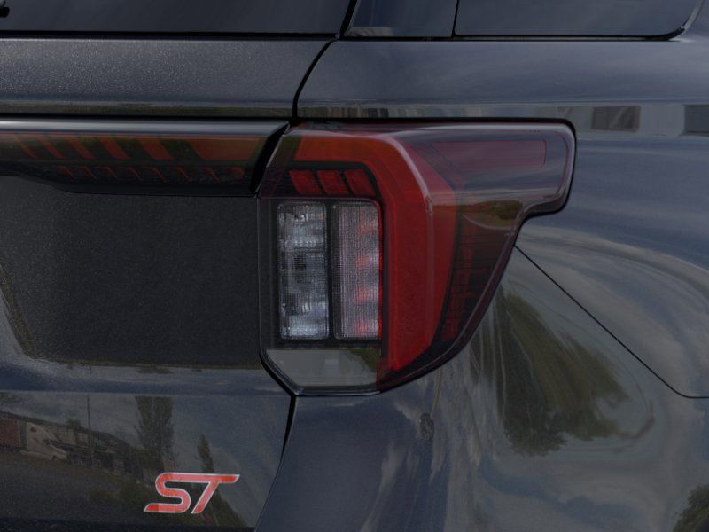 2025 Ford Explorer ST 22