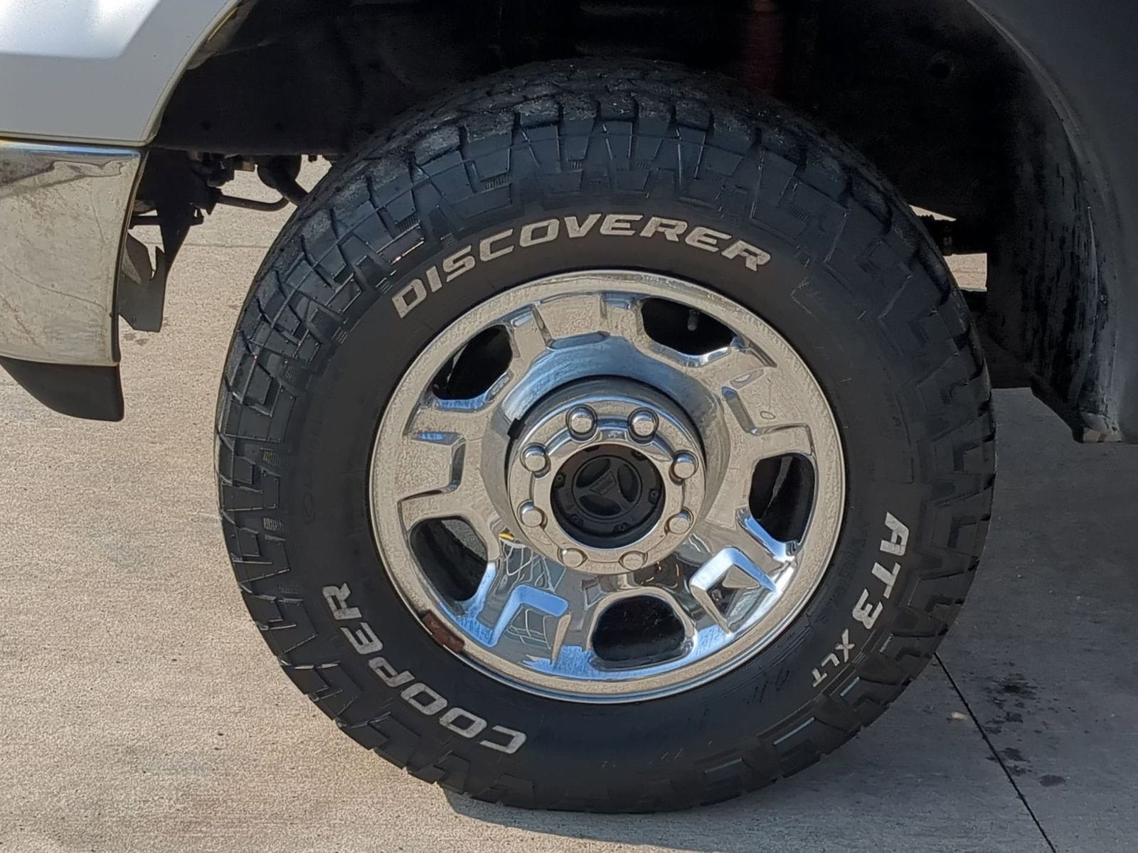 Thumbnail: 2006 Ford F-350 - 13