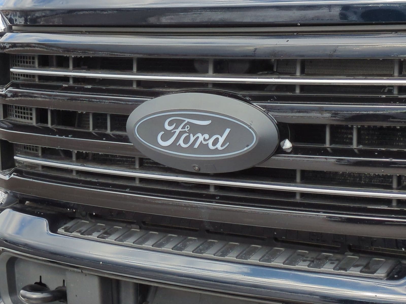 Thumbnail: 2025 Ford F-350 - 14